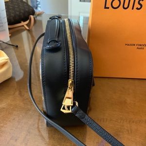Louis Vuitton Saintonge Noir Monogram